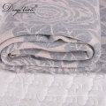 Wholesale China Cheap Plain Flannel Fleece Receiving Outdoor China Blanket On Sofa Stock Lot